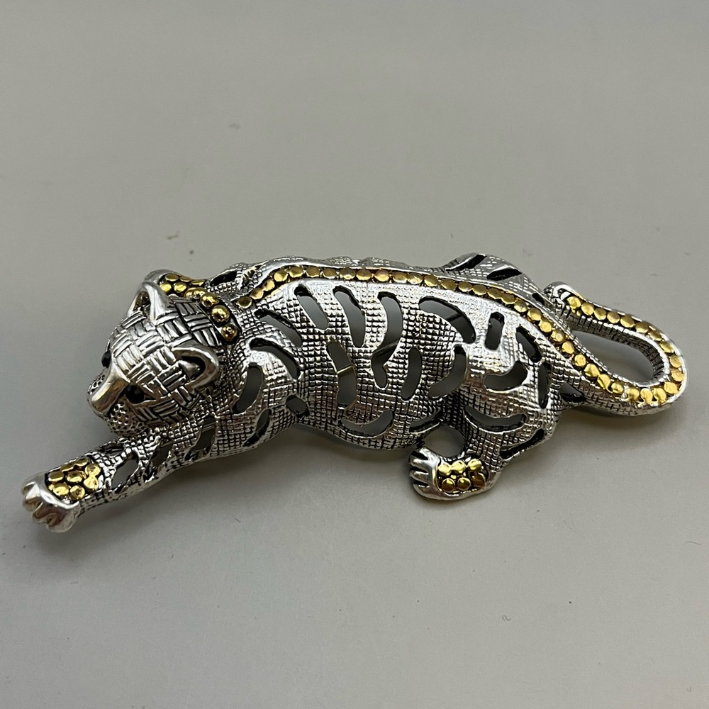 Elegant Silver and Gold Bontage Leopard Brooch